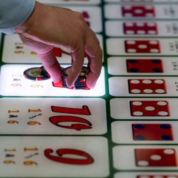 Chia sẻ kinh nghiệm chơi Tài Xỉu online siêu dễ thắng 6 z3261748695212 c19c8c90bbbaad1d1c5f54b371bfd0a0 1